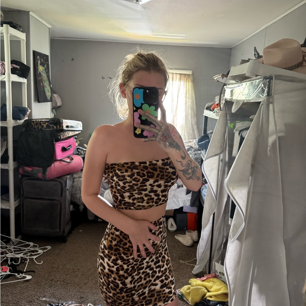 SHEIN Leopard Print Strapless Dress